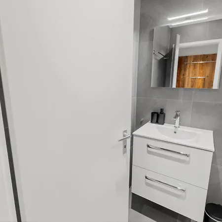 Elegant Au Coeur Des Alpes *