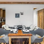 Elegant Au Coeur Des Alpes 아파트